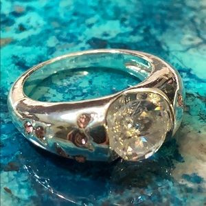 Pink butterflies ring NWOT
